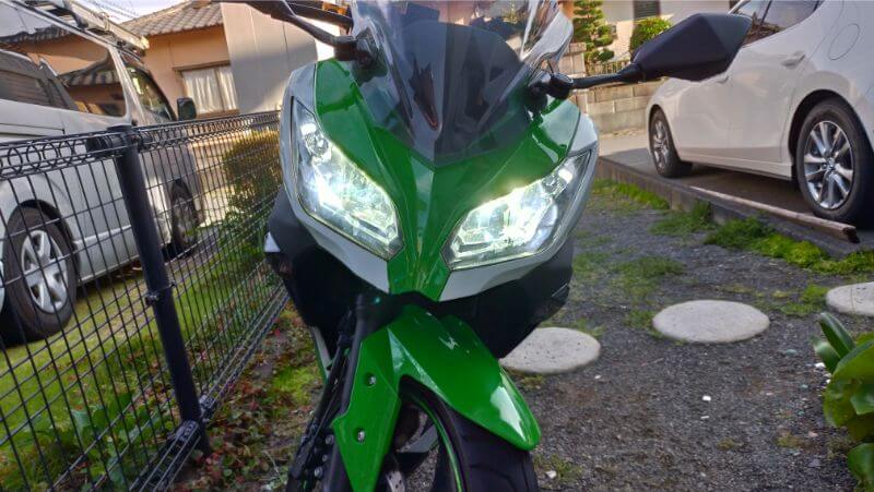 Ninja250のヘッドライトをカスタム-バイク専用LEDヘッドライト取付け