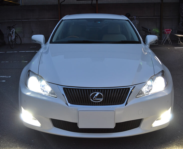 日本最大の LEXUS IS350用シーケンシャルLEDヘッドライト（VLAND